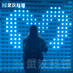 灯光触摸互动